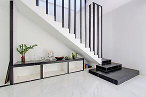 OYO 93885 D'harjo Guesthouse