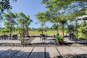 OYO 93885 D'harjo Guesthouse