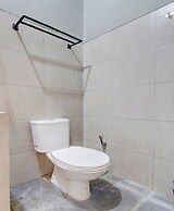 OYO 93885 D'harjo Guesthouse