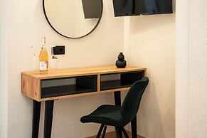 Vittore Gambello Rooms