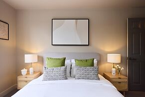 The Twickenham Wonder - Lovely 1bdr Flat With Parking