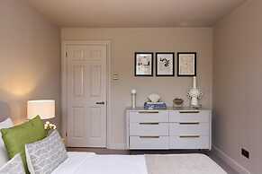 The Twickenham Wonder - Lovely 1bdr Flat With Parking