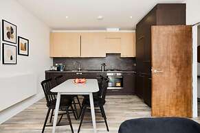 The Harlesden Breakout - Glamorous 2bdr Flat