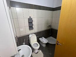 Beautiful 2 Bedroom Flat