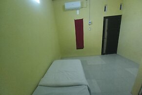 SPOT ON 93886 Kost Zalfa Amalia Syariah