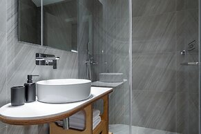 Maison Bucarest Apartments by Olala Homes