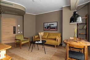 Maison Bucarest Apartments by Olala Homes