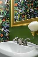 Poconos Retreat A Vintage Gem