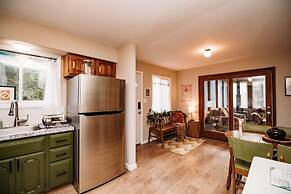 Poconos Retreat A Vintage Gem