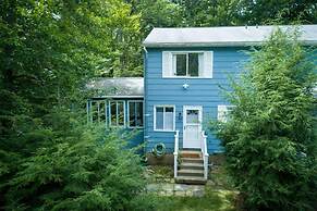 Poconos Retreat A Vintage Gem