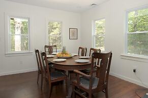 Fernwood Cottage A Poconos Retreat