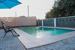 AMARIAH GUESTHOUSE FLOWERTOWN