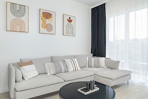 Apartment With 3 Bedrooms by Renters
