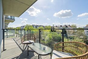 Apartment With 3 Bedrooms by Renters