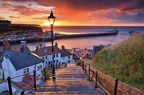 Luxury Nautical Apartment Central Free Parking