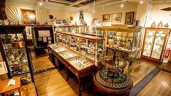 Luxury Nautical Apartment Central Free Parking