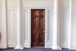 Luxury Nautical Apartment Central Free Parking