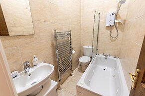 Luxury Nautical Apartment Central Free Parking