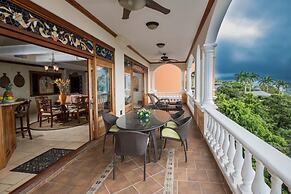 Luxury Ocean View Condo - Ultimate Convenience