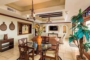 Luxury Ocean View Condo - Ultimate Convenience