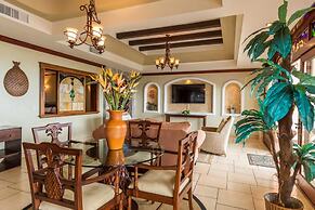 Luxury Ocean View Condo - Ultimate Convenience