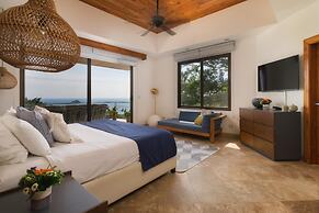 Stunning 7 BR Villa Manuel Antonio Sanctuary