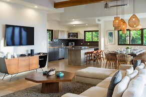 Stunning 7 BR Villa Manuel Antonio Sanctuary