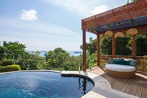 Stunning 7 BR Villa Manuel Antonio Sanctuary