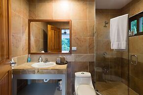 Stunning 7 BR Villa Manuel Antonio Sanctuary