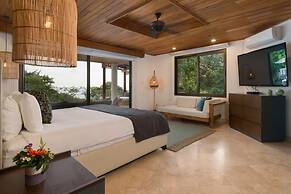 Stunning 7 BR Villa Manuel Antonio Sanctuary