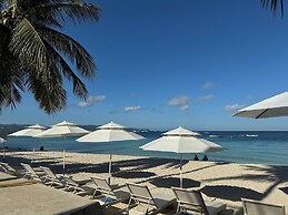 Bolabog Beach Resort