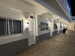 Bolabog Beach Resort