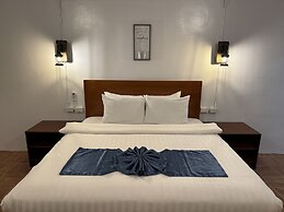 Bolabog Beach Resort