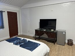 Bolabog Beach Resort