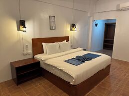 Bolabog Beach Resort