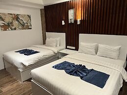 Bolabog Beach Resort