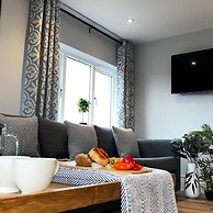 Penthouse On The Rows - Cathedral Views