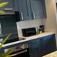 Penthouse On The Rows - Cathedral Views