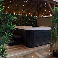 Romance On The Rows - Hot Tub City Centre