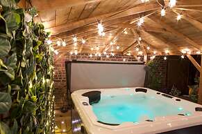 Romance On The Rows - Hot Tub City Centre