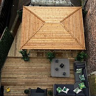 Romance On The Rows - Hot Tub City Centre