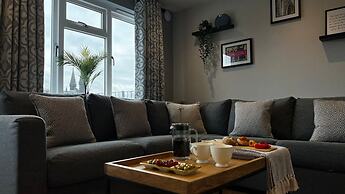 The Gathering On The Rows - City Centre