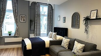 The Gathering On The Rows - City Centre