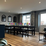 The Gathering On The Rows - City Centre