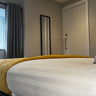 The Gathering On The Rows - City Centre