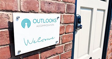 The Gathering Chester 1 Sleeps 14 Very Close to City Centre