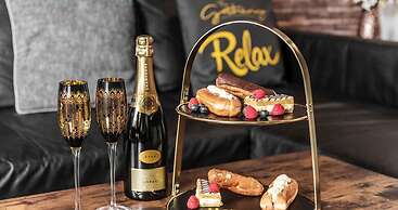 The Gathering Chester 1 Sleeps 14 Very Close to City Centre