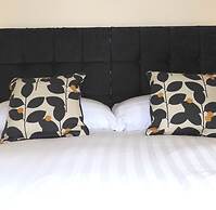 Lion House Chester - Very Near Zoo Ideal for Families