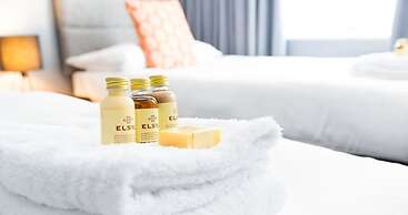 The Gathering Chester 2 Sleeps 14 Very Close to City Centre