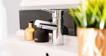 The Gathering Chester 2 Sleeps 14 Very Close to City Centre